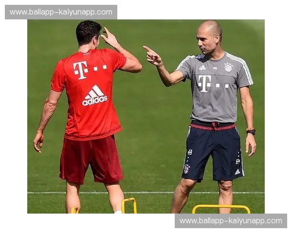 梦剧场的宿命回响：曼联与拜仁，那场跨越世纪的豪门恩怨录